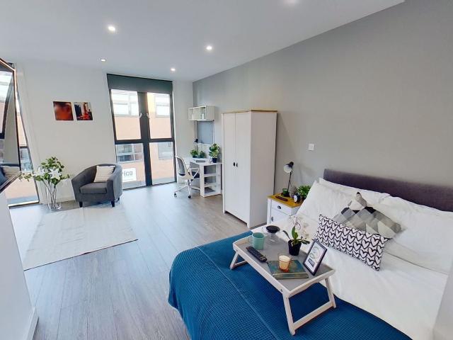 Studio for rent in St Ann's, Haddon