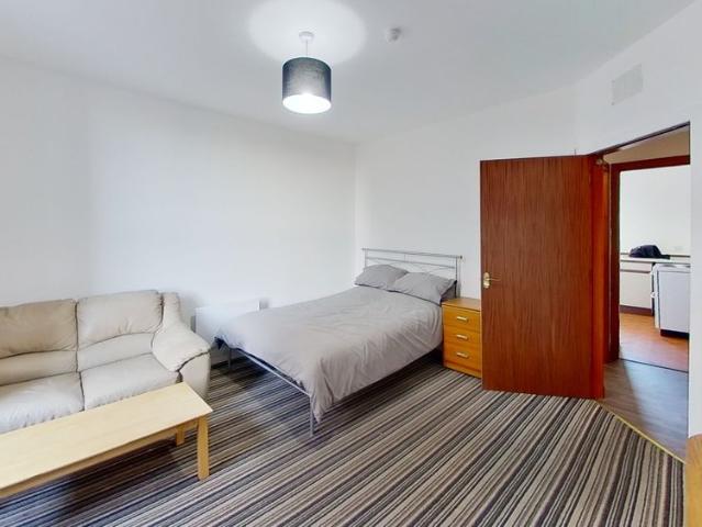 Studio for rent in Peterhead, Scotland