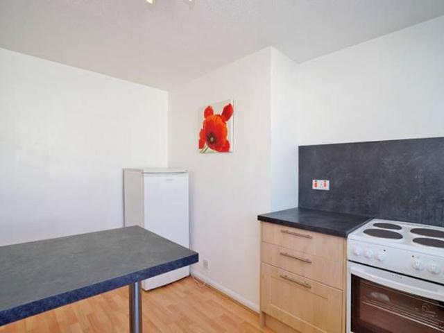 Studio for rent in Ballindoch, Scotland