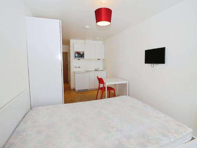 Studio for rent in Headingley Hill, Headingley