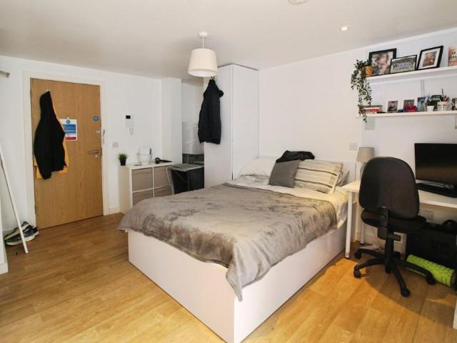 Studio for rent in Headingley Hill, Headingley
