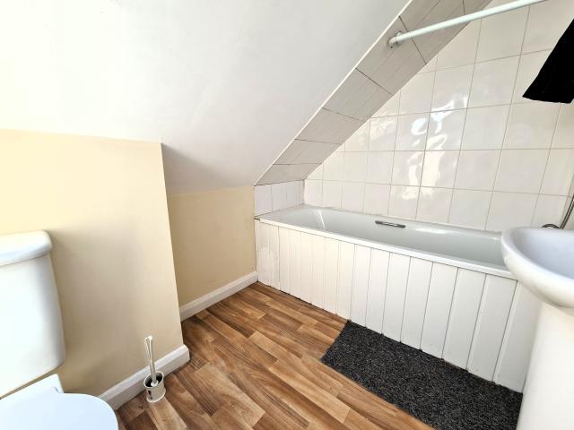 Studio for rent in Southampton, Shirley Park