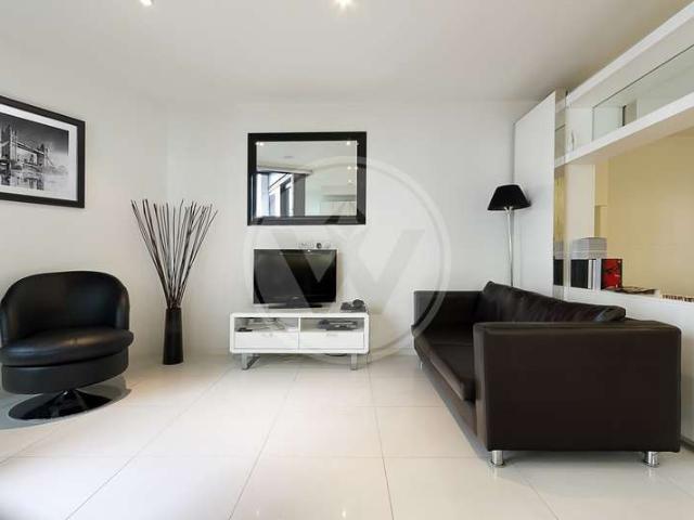 Studio for sale in Isle Of Dogs, Greater London