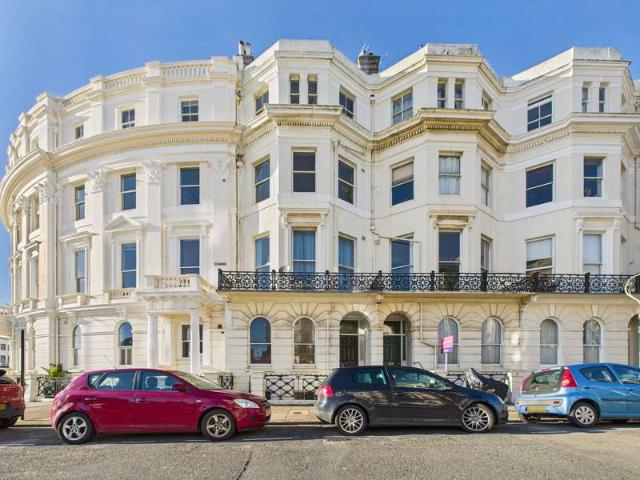 Studio for sale in Aldrington