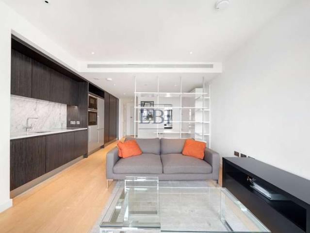 Studio for sale in Blackwall, Greater London