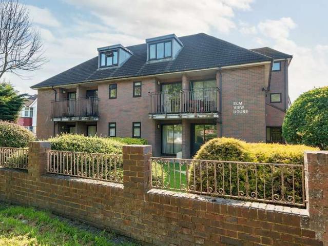 Studio for sale in Hayes, Hayes