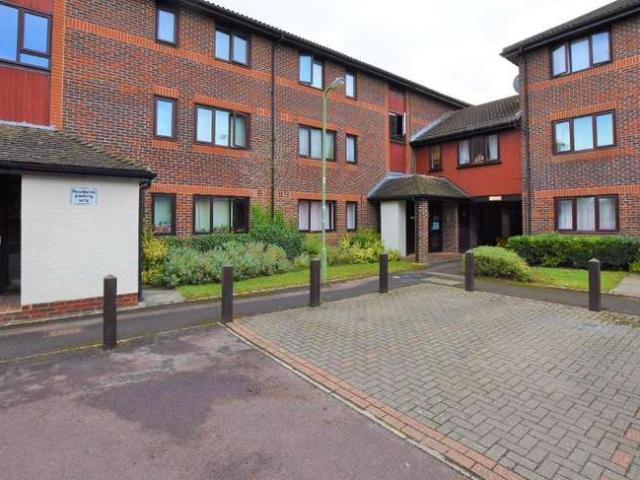 Studio for rent in Berrick Salome, Oxfordshire