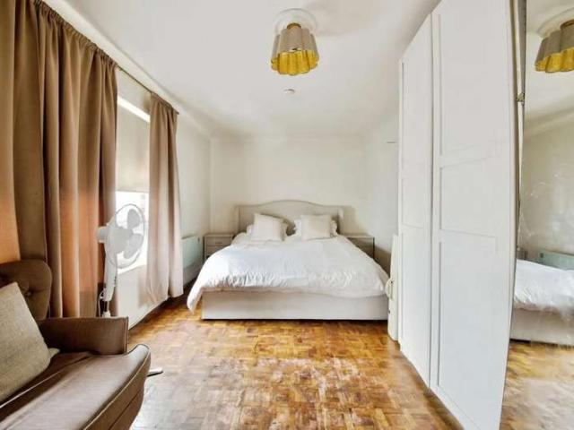 Studio for sale in Whetstone, Greater London