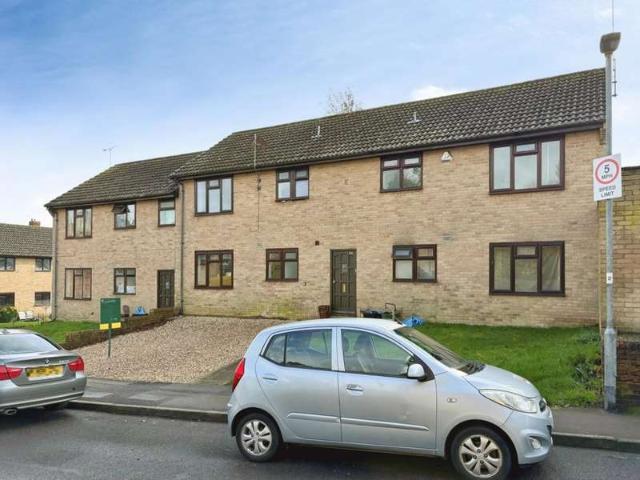 Studio for sale in Yeovil, Somerset