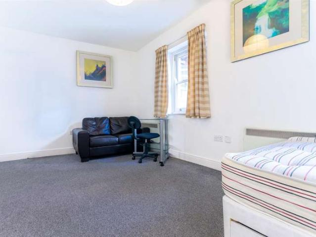 Studio for rent in Grainger Town, Tyne And Wear