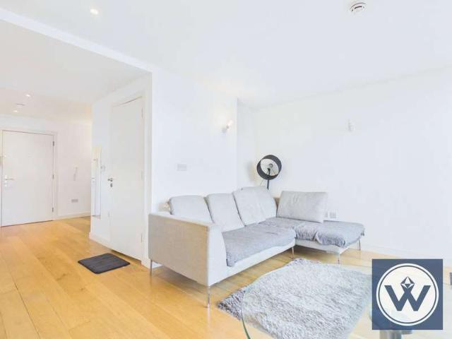 Studio for sale in London Borough of Hillingdon, Greater London