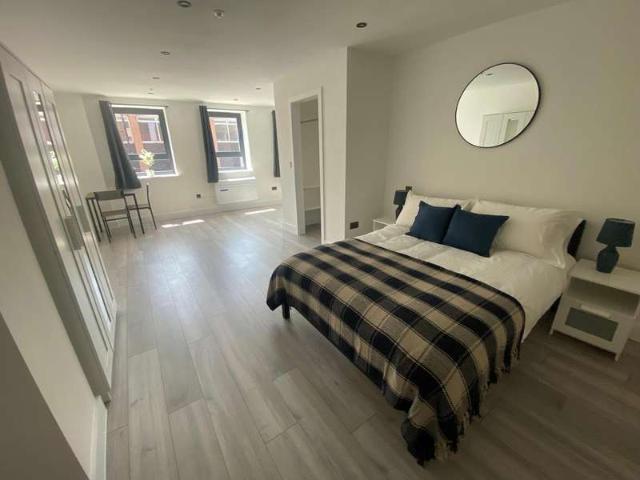 Studio for rent in Wrexham, Wales
