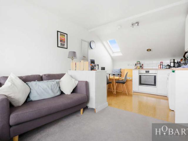 Studio for sale in Hornsey, Greater London