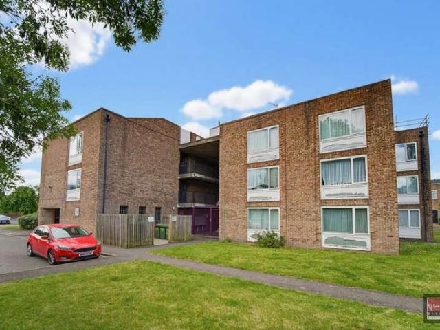Studio for sale in Lower Halliford, Surrey