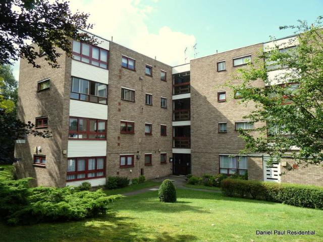 Studio for sale in London Borough of Ealing, Perivale