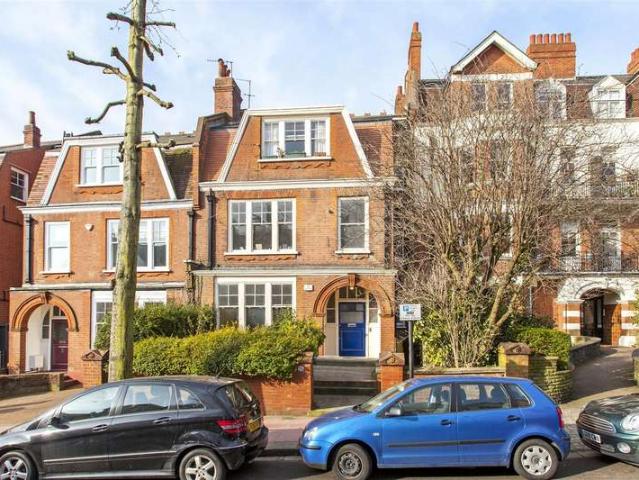 Studio for sale in West Hampstead, Greater London