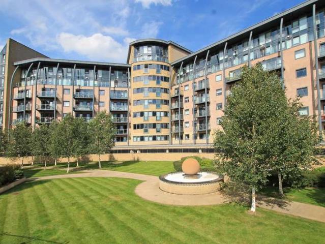 Studio for sale in Baildon