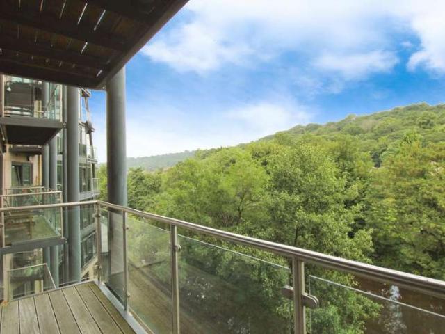 Studio for sale in Baildon