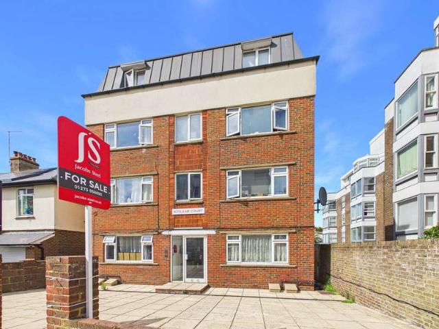 Studio for sale in Brunswick