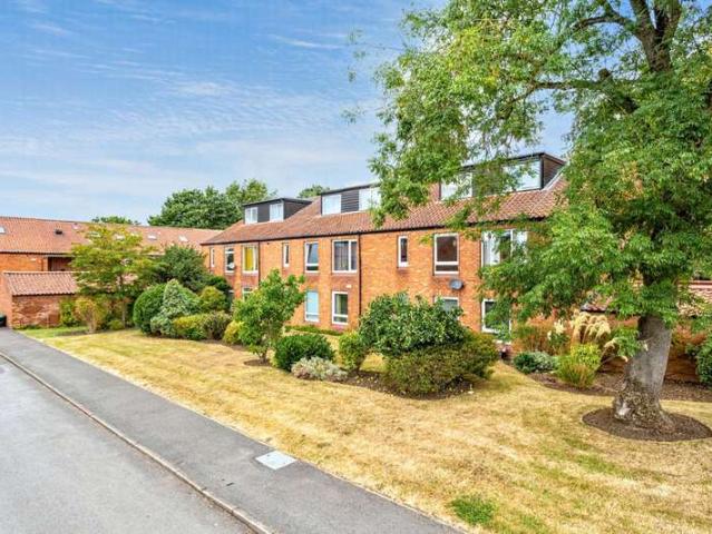 Studio for sale in Heslington, York