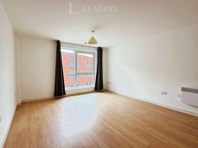 Studio for sale in Portsea, City Of Portsmouth