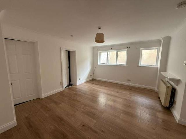 Studio for sale in Hythe, Fordham Heath
