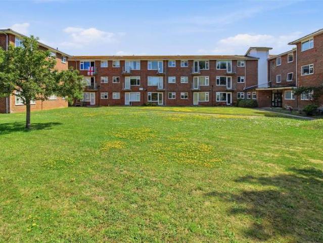 Studio for sale in Seaford, Iford