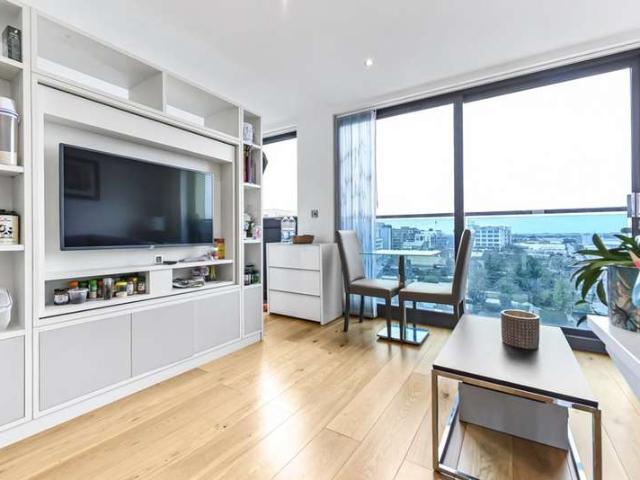 Studio for sale in Hayes, Hayes