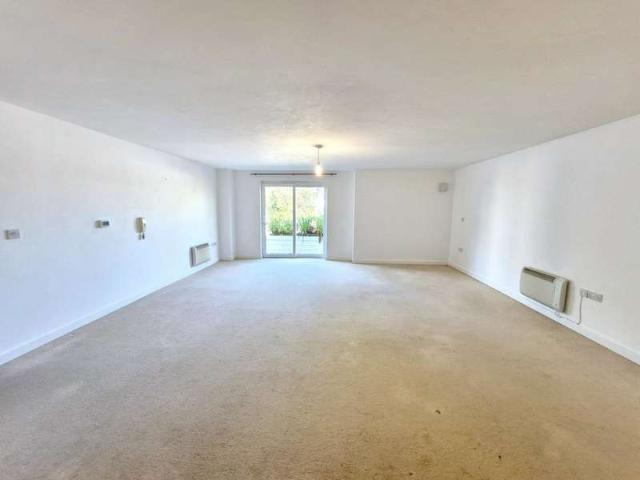 Studio for sale in Penryn, Cornwall