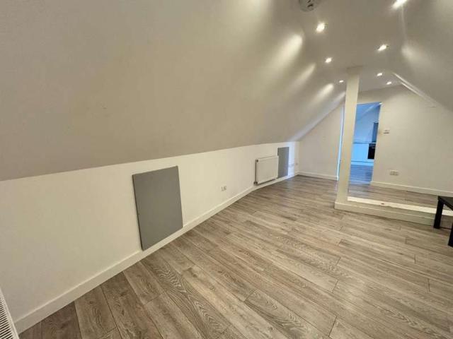 Studio for sale in Hendon, Greater London