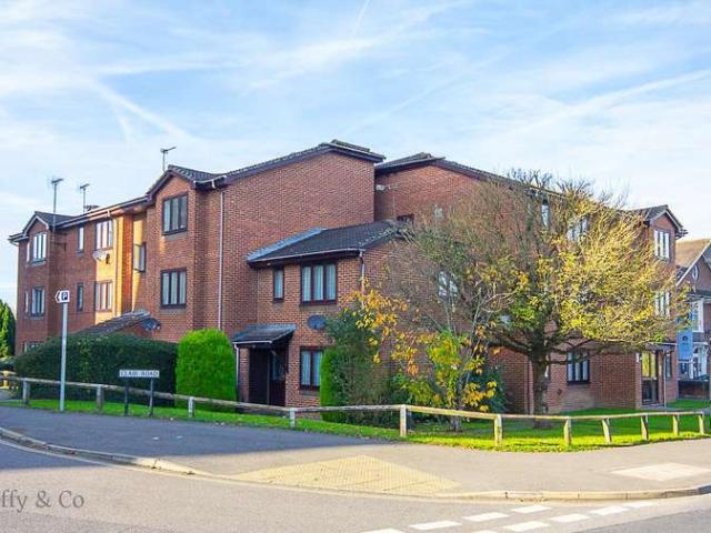 Studio for sale in Perryfields, West Sussex