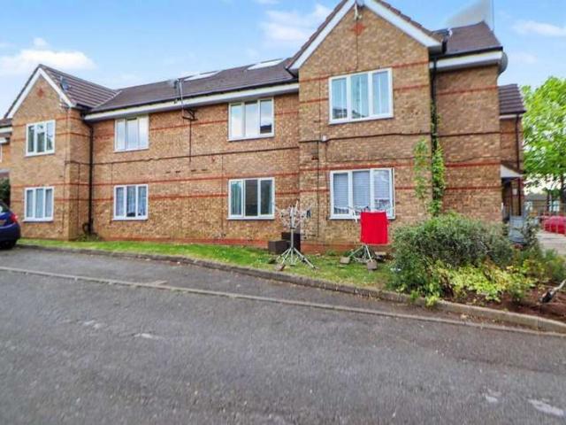 Studio for sale in St Nicholas, Shephall
