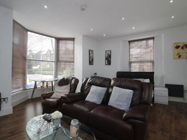 Studio for rent in Saint George's, South Yorkshire