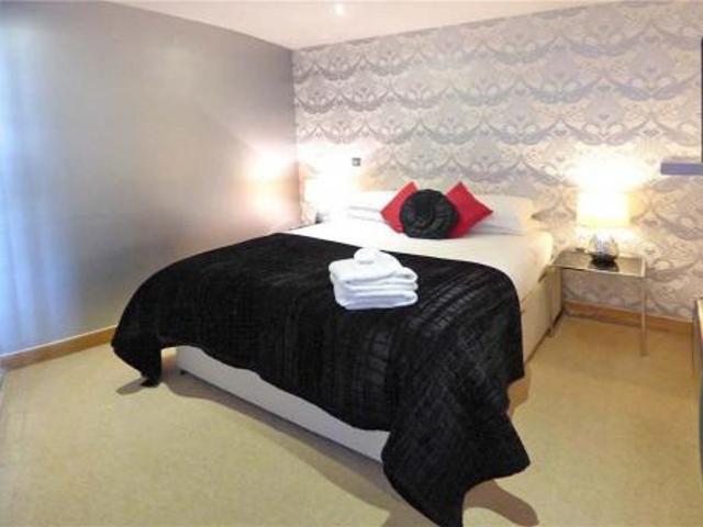 Apartment for rent in Baildon, West Yorkshire