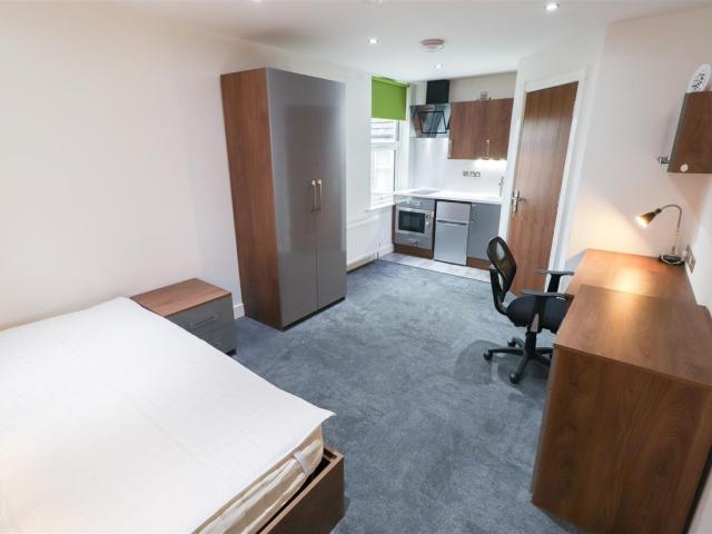 Studio for rent in Spon End, Coventry