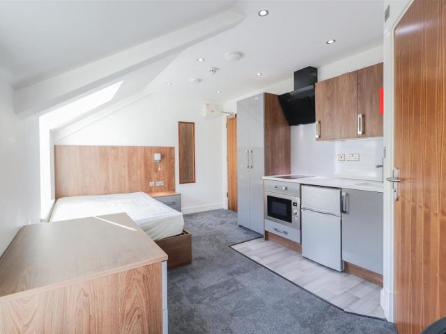 Studio for rent in Spon End, West Midlands