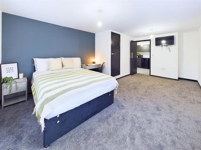 Studio for rent in Cheylesmore, West Midlands