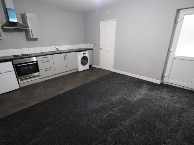 Studio for rent in Hillfields, West Midlands