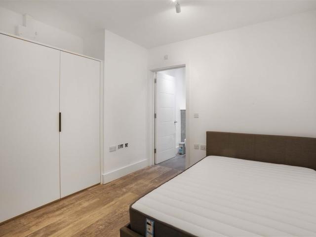 Studio for rent in London Borough of Sutton, Greater London