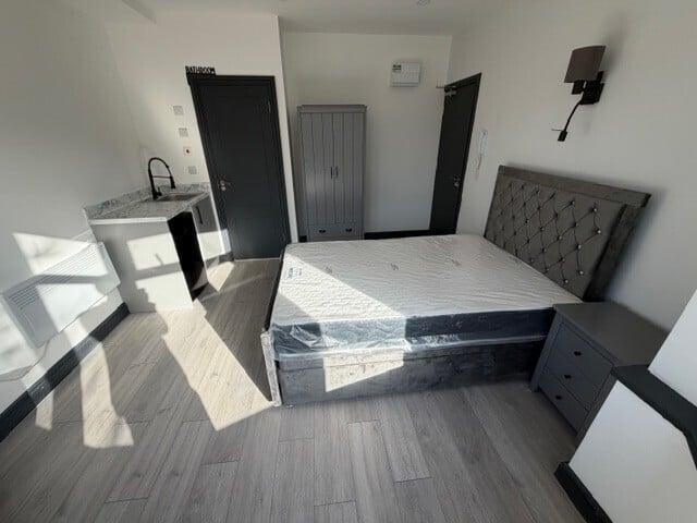 Studio for rent in Alton Barnes, Essex
