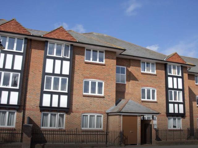 Studio for rent in St. Mildred's, The Bridge