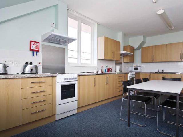Studio for rent in St. Mildred's, The Bridge