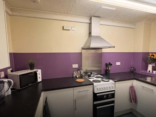 Studio for rent in St. Mildred's, The Bridge