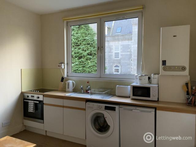 Studio for rent in Ballindoch, Scotland