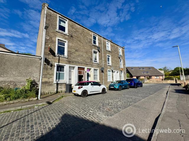 Studio for rent in Hilltown, Scotland