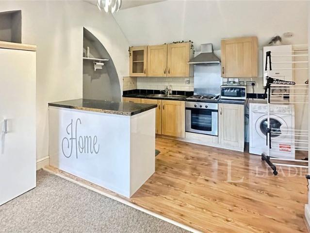 Studio for rent in Spring Park, Luton