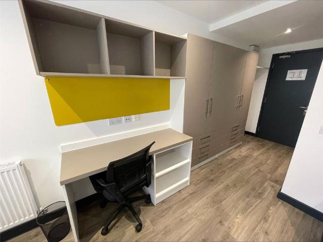Studio for rent in New Town, Luton