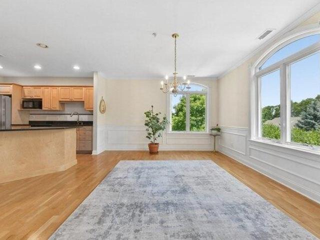 Condo for sale in Sudbury, Middlesex County
