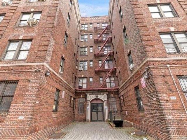 Condo for sale in Queens, Arverne