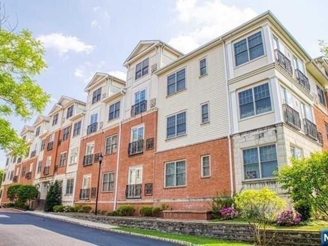 Condo for sale in Tenafly, Bergen County